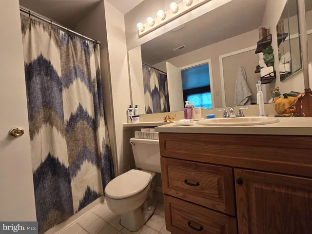 $245,000 | 404 Wimbledon Way, Blackwood, NJ 08012