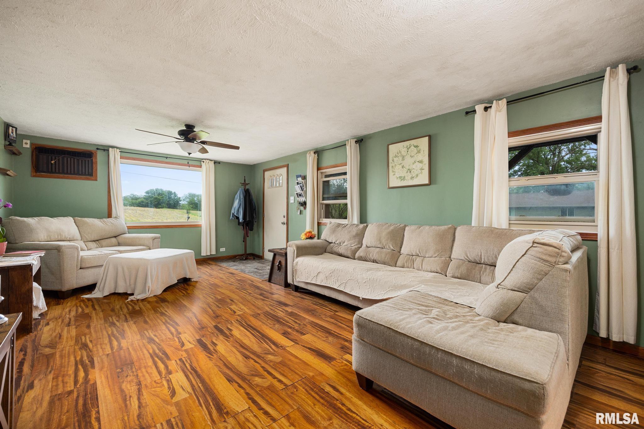 2133 North Ellory Road Peoria, IL 61604 - Photo 9 of 34