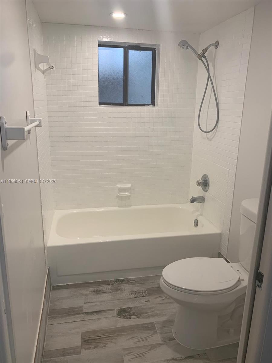 8520 Southwest 133rd Avenue Road, Unit 204 Miami, FL 33183 - Photo 11 of 12