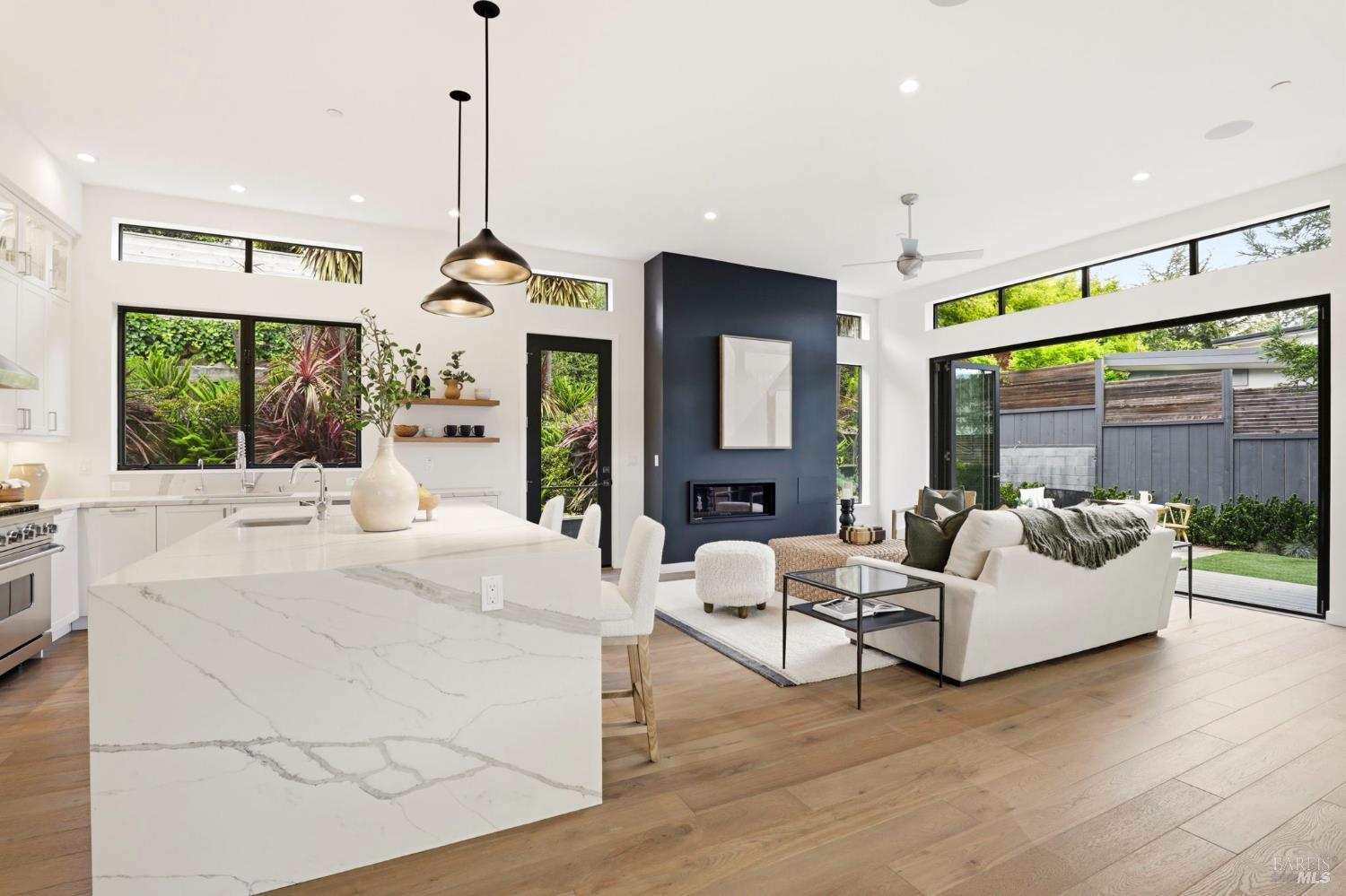 82 South Knoll Road Mill Valley, CA 94941 - Photo 15 of 38