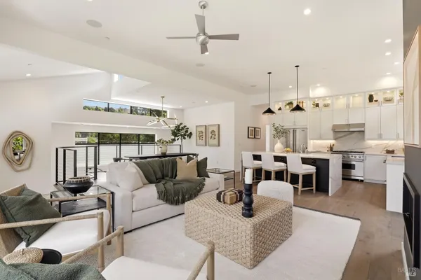 $2,895,000 | 82 South Knoll Road, Mill Valley, CA 94941