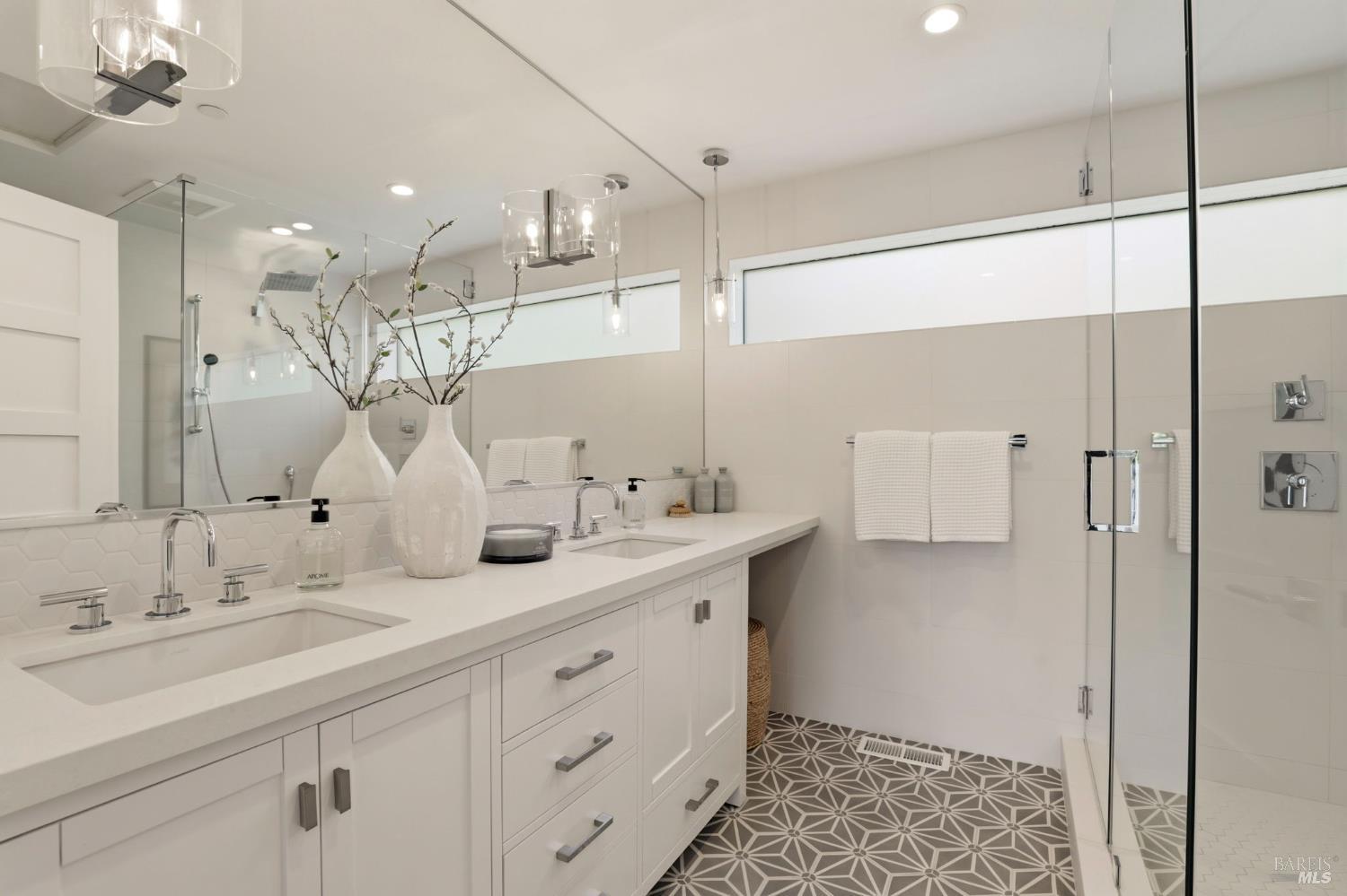 82 South Knoll Road Mill Valley, CA 94941 - Photo 25 of 38