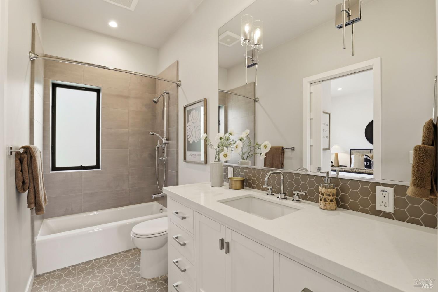 82 South Knoll Road Mill Valley, CA 94941 - Photo 28 of 38