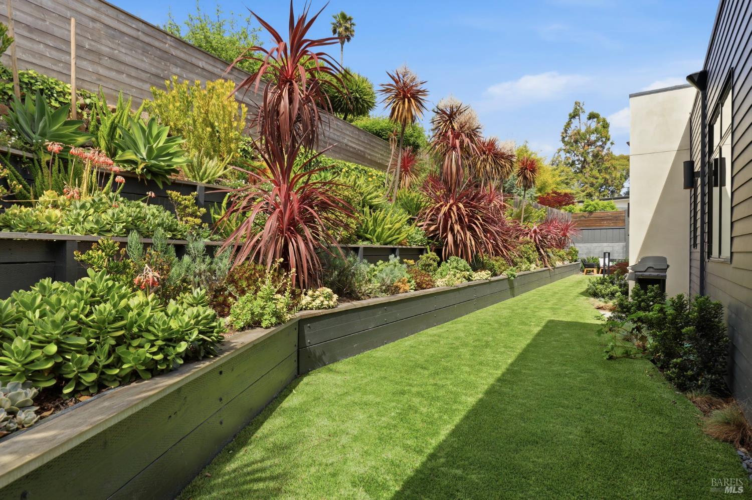 82 South Knoll Road Mill Valley, CA 94941 - Photo 36 of 38