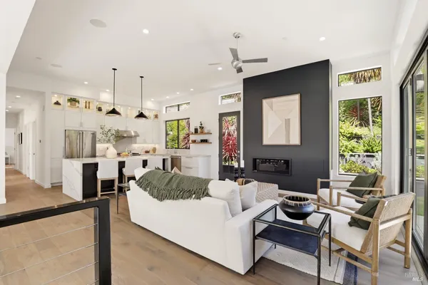 $2,895,000 | 82 South Knoll Road, Mill Valley, CA 94941