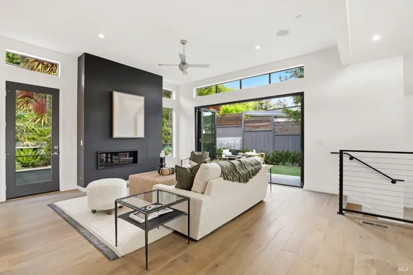 $2,895,000 | 82 South Knoll Road, Mill Valley, CA 94941