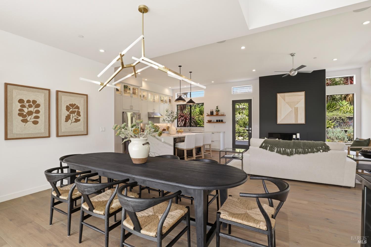 82 South Knoll Road Mill Valley, CA 94941 - Photo 7 of 38