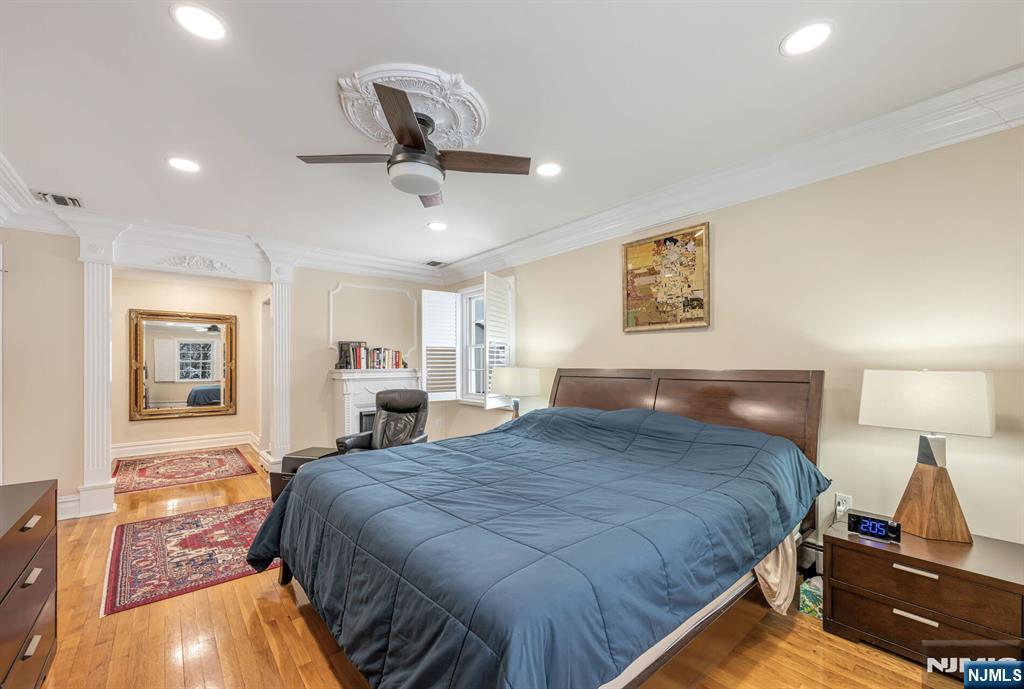 18 Vermont Drive Paramus, NJ 07652 - Photo 23 of 38