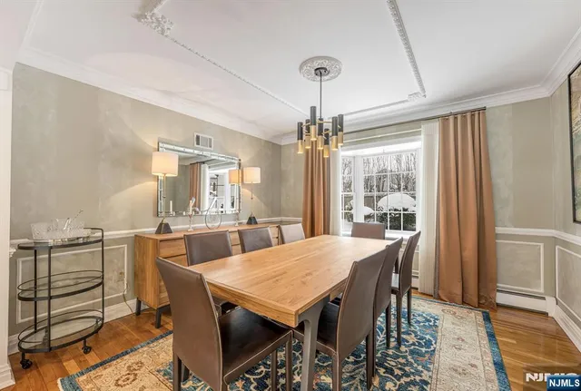 $1,260,000 | 18 Vermont Drive, Paramus, NJ 07652