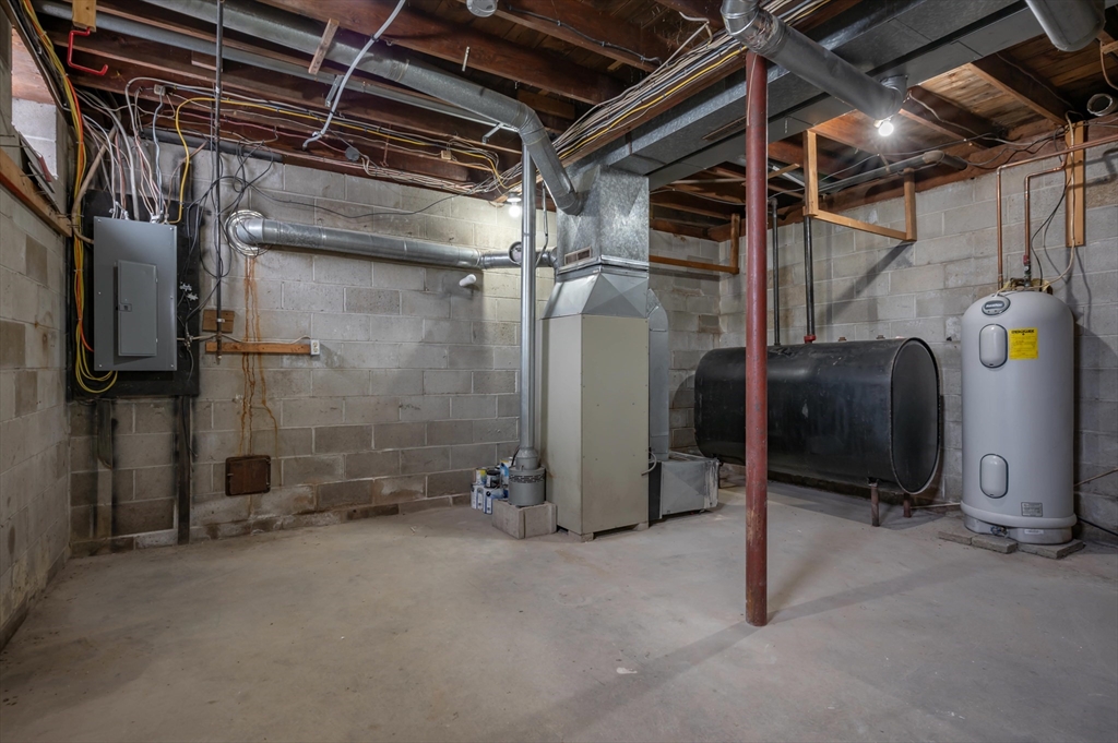 7 Little Island Park Pelham, NH 03076 - Photo 28 of 37