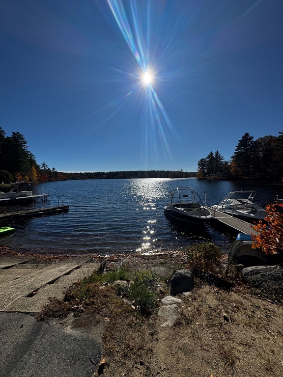 7 Little Island Park Pelham, NH 03076 - Photo 34 of 37