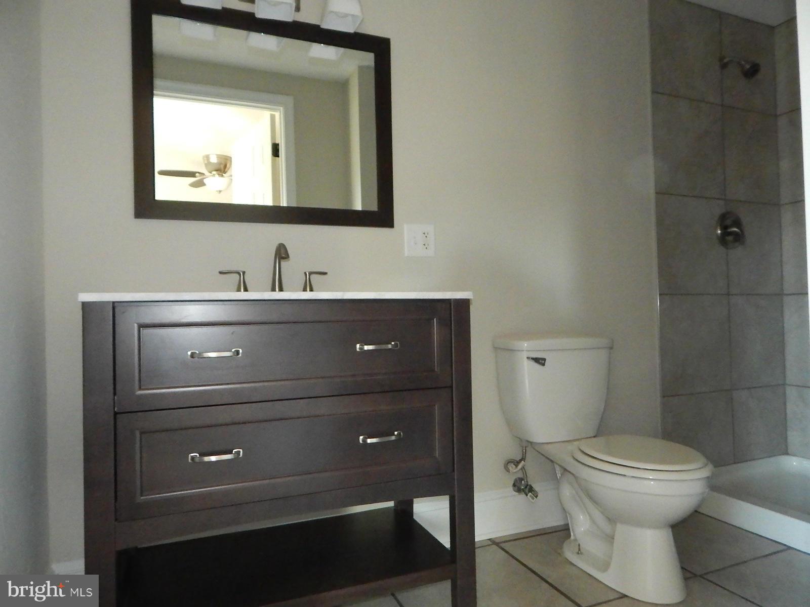 13155 Old Mill Road Waynesboro, PA 17268 - Photo 9 of 21 Bath (Master)