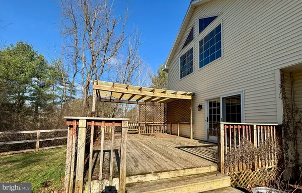 $579,900 | 23 Cliff Side Lane, Wernersville, PA 19565