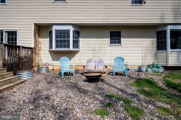 $579,900 | 23 Cliff Side Lane, Wernersville, PA 19565