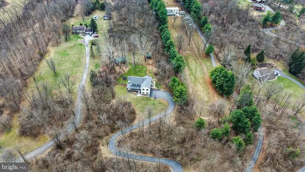 $579,900 | 23 Cliff Side Lane, Wernersville, PA 19565