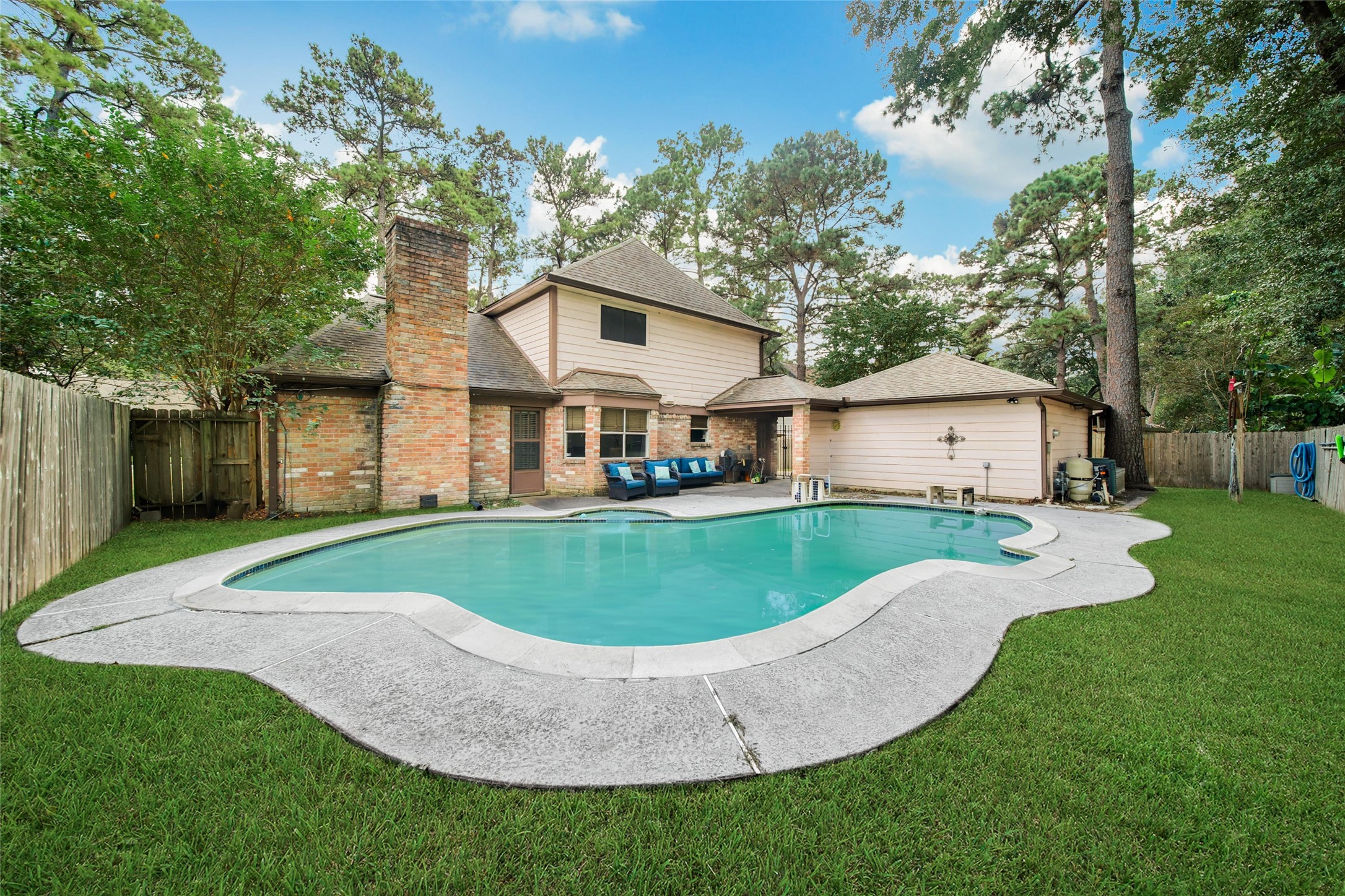 6522 Castle Pine Lane Spring, TX 77379 - Photo 35 of 38 a view of outdoor space yard and house