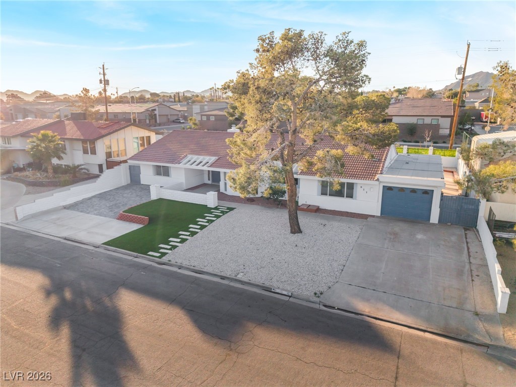 611 East Fairway Road Henderson, NV 89015 - Photo 53 of 56