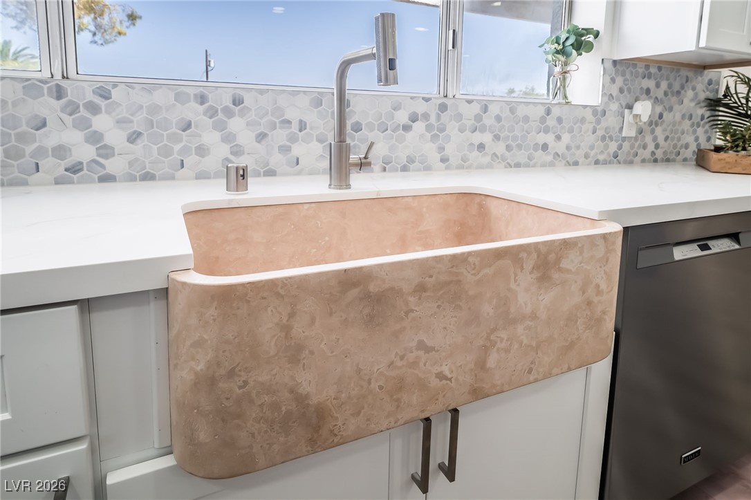 611 East Fairway Road Henderson, NV 89015 - Photo 10 of 56