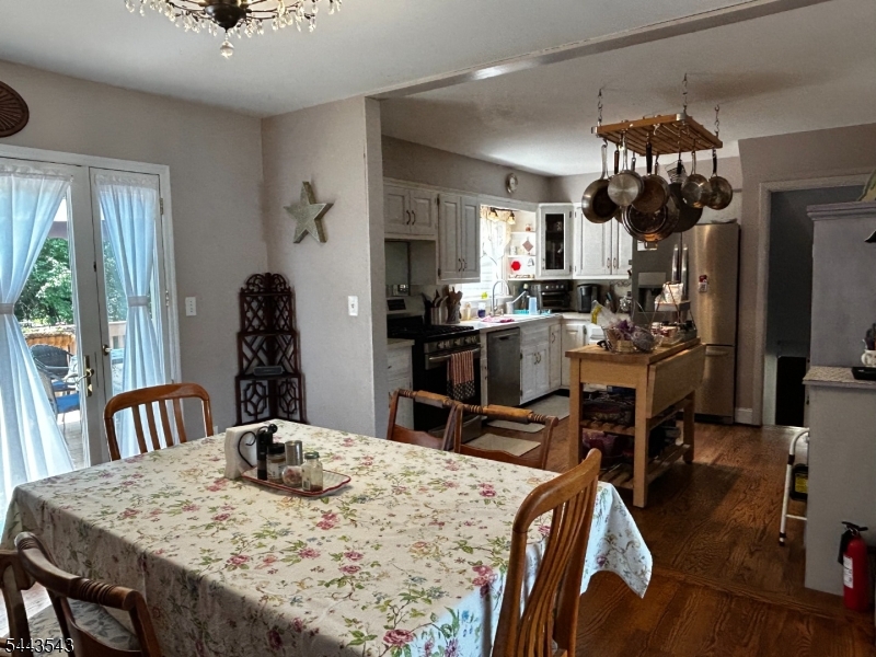 62 Andover Drive Wayne, NJ 07470 - Photo 10 of 34