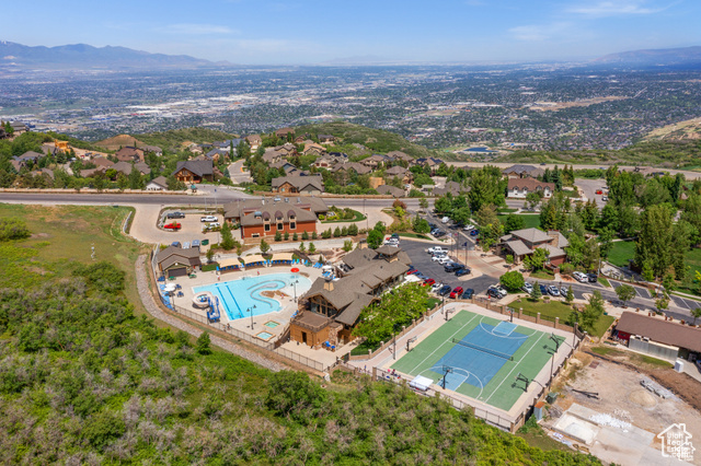 14673 South Ravine Rock Way East, Unit 720 Draper, UT 84020 - Photo 13 of 15 Clubhouse