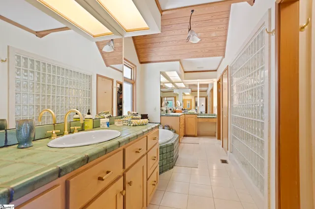 $3,250,000 | 902 Altamont Road, Greenville, SC 29609