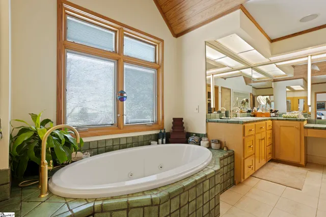 $3,250,000 | 902 Altamont Road, Greenville, SC 29609