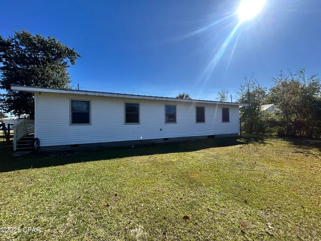 $1,450 | 606 Florida Avenue, Lynn Haven, FL 32444