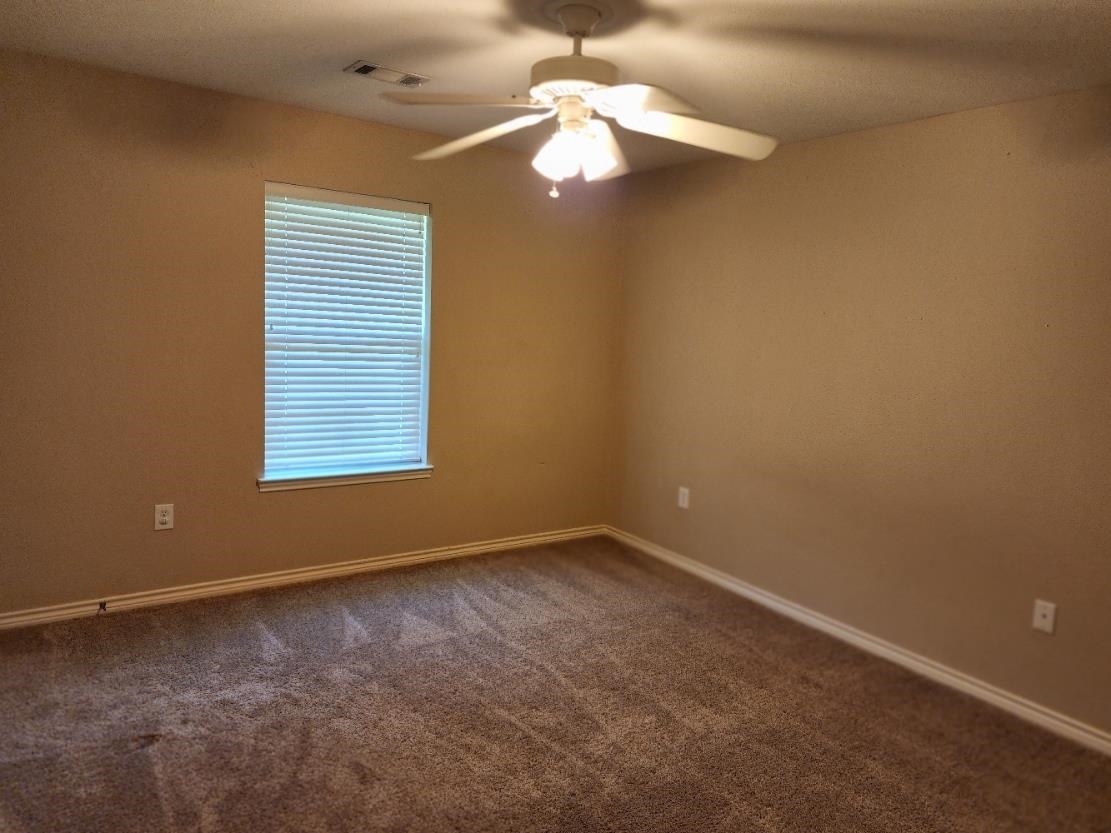 5989 32nd Street Groves, TX 77619 - Photo 4 of 6
