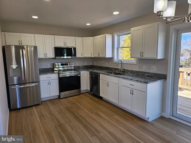 $345,000 | 609 North Fairfax Boulevard, Ranson, WV 25438