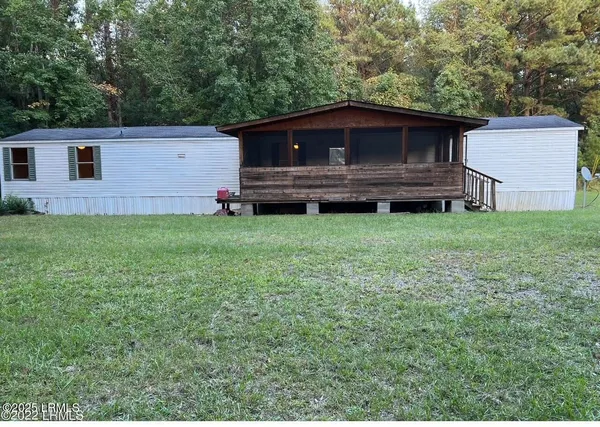$1,110 | 153 Jenkins Road, Yemassee, SC 29945