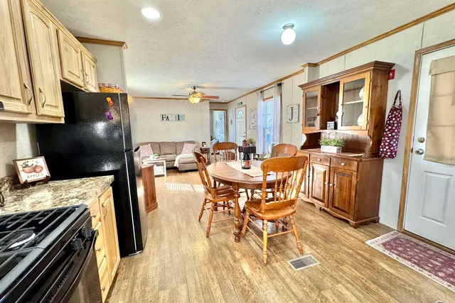 $125,000 | 62 Mobile Drive, Hudson, NH 03051