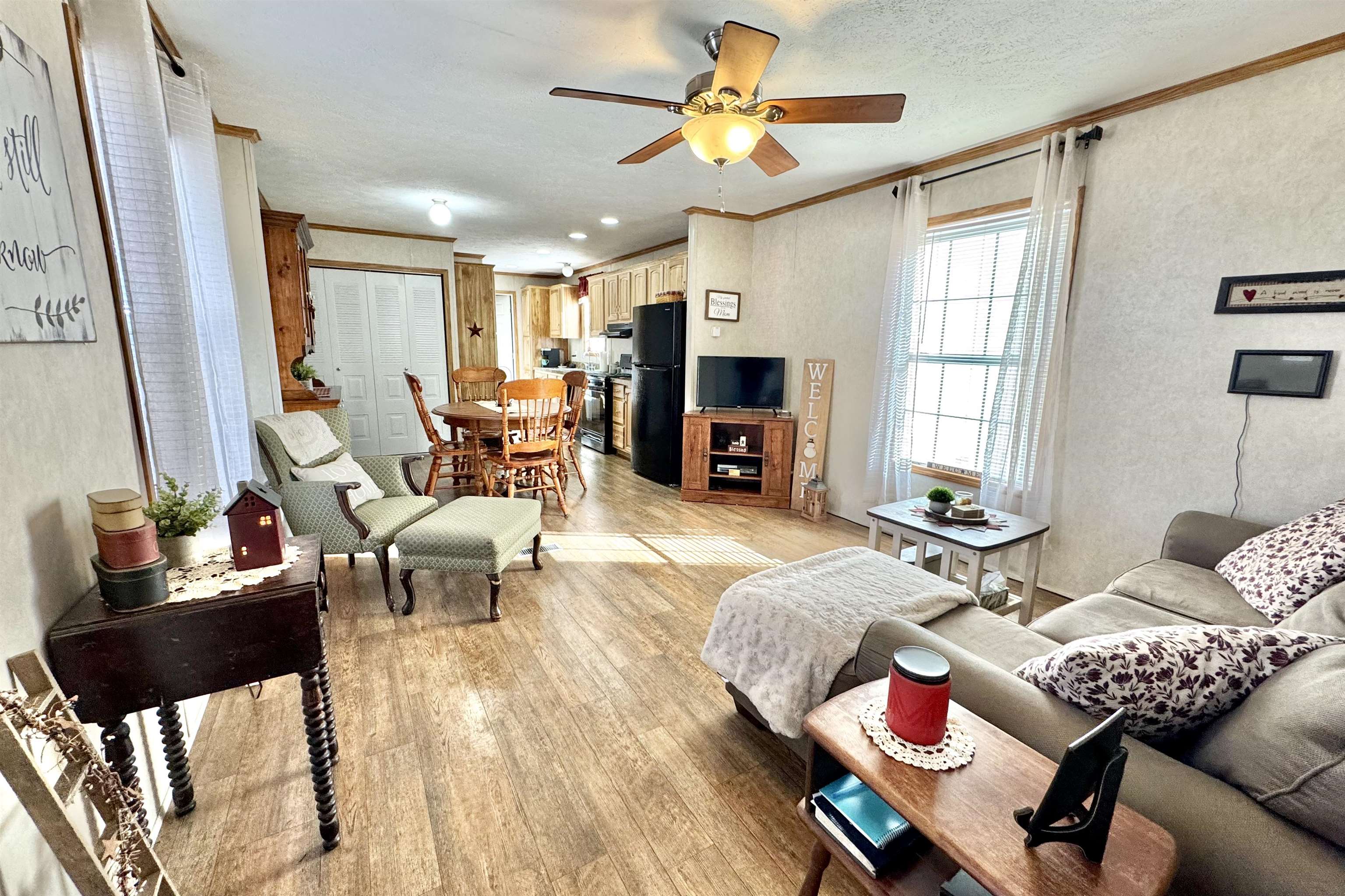 62 Mobile Drive Hudson, NH 03051 - Photo 7 of 25