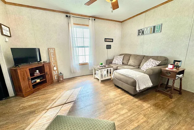 $125,000 | 62 Mobile Drive, Hudson, NH 03051