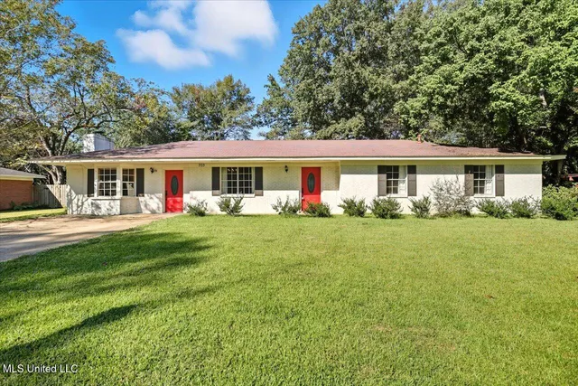 $225,000 | 703 Franklin Drive, Clinton, MS 39056