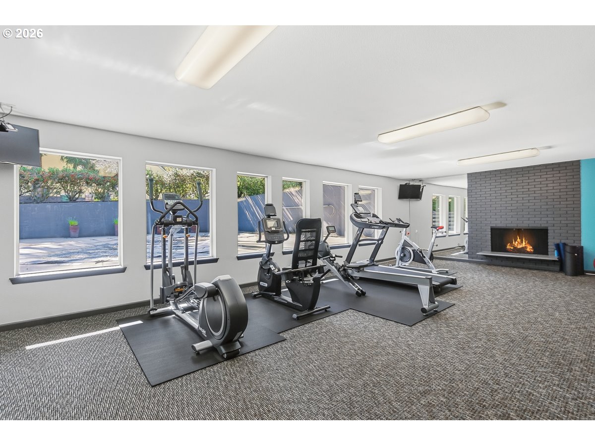 200 Southwest Burnham Road, Unit 103 Lake Oswego, OR 97034 - Photo 26 of 33 Gym