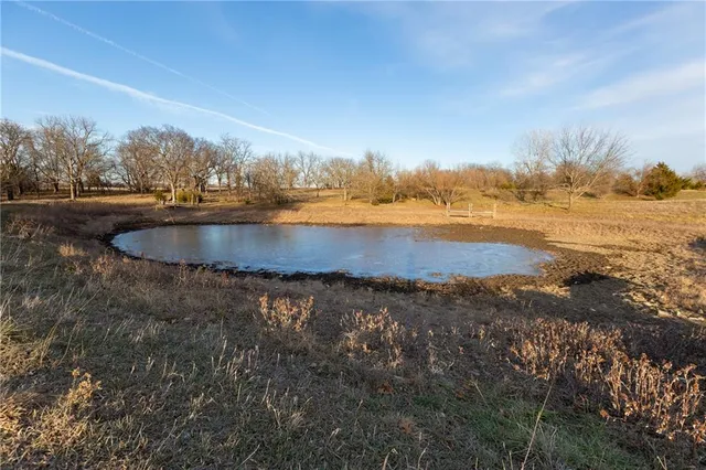 $324,700 | 2530 Arkansas Terrace, Quenemo, KS 66528