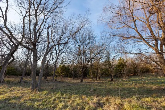 $324,700 | 2530 Arkansas Terrace, Quenemo, KS 66528