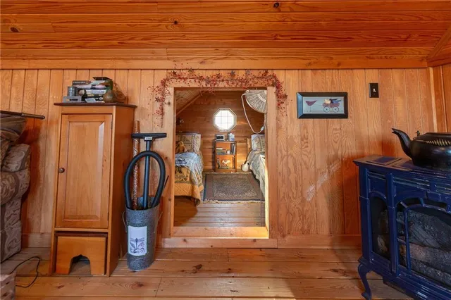 $324,700 | 2530 Arkansas Terrace, Quenemo, KS 66528