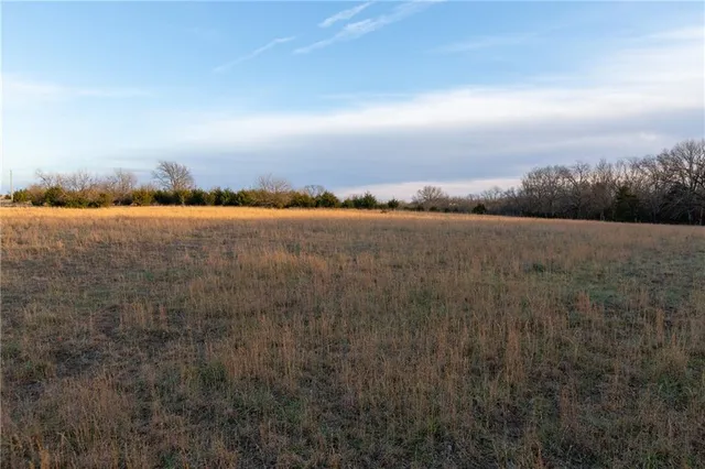 $324,700 | 2530 Arkansas Terrace, Quenemo, KS 66528