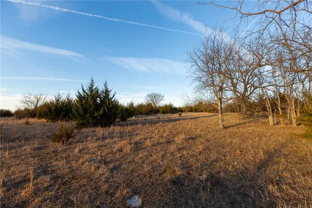 $324,700 | 2530 Arkansas Terrace, Quenemo, KS 66528