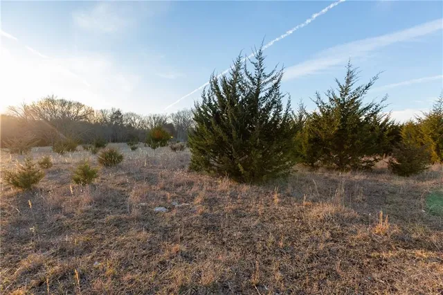 $324,700 | 2530 Arkansas Terrace, Quenemo, KS 66528