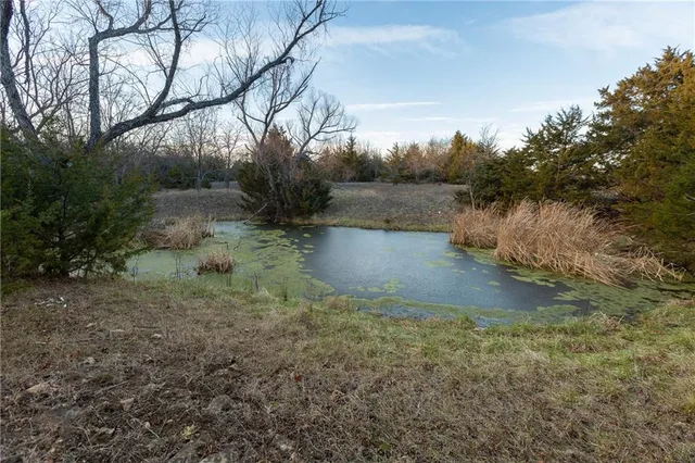 $324,700 | 2530 Arkansas Terrace, Quenemo, KS 66528