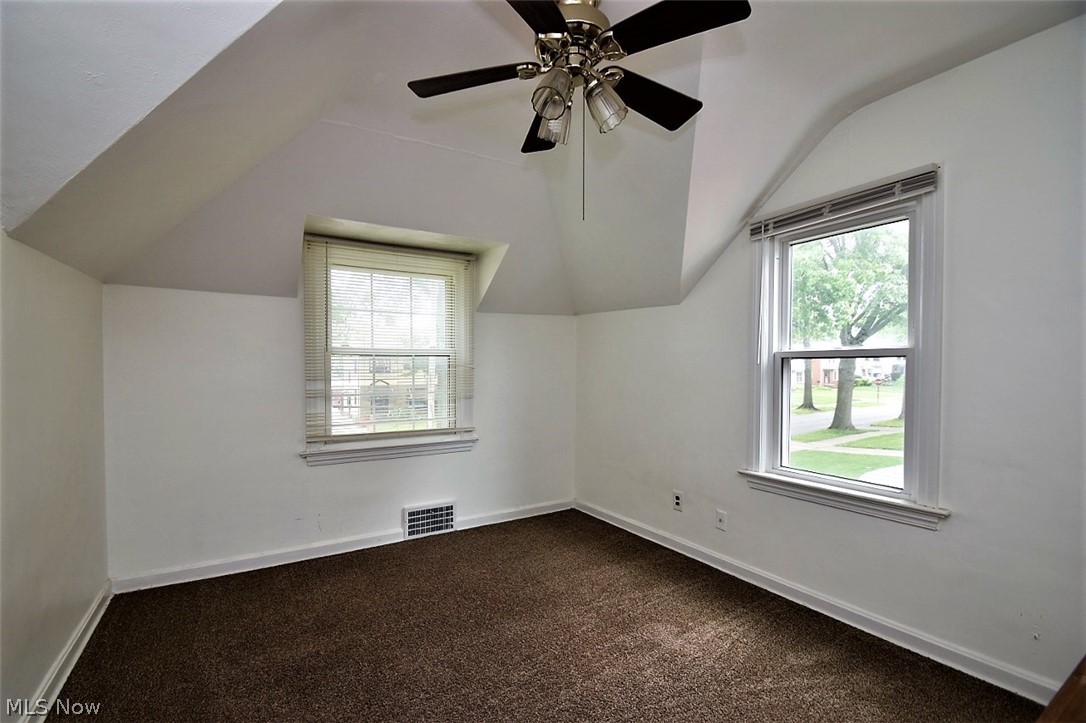 16712 Invermere Avenue Cleveland, OH 44128 - Photo 21 of 27