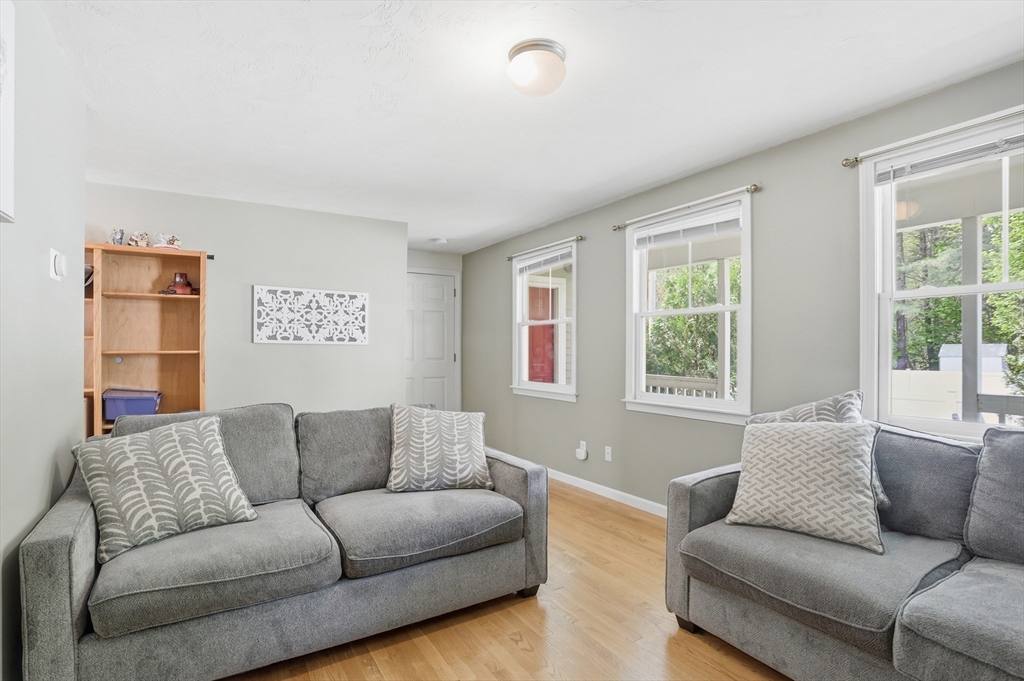 1185 Main Street, Unit 4 Clinton, MA 01510 - Photo 5 of 36