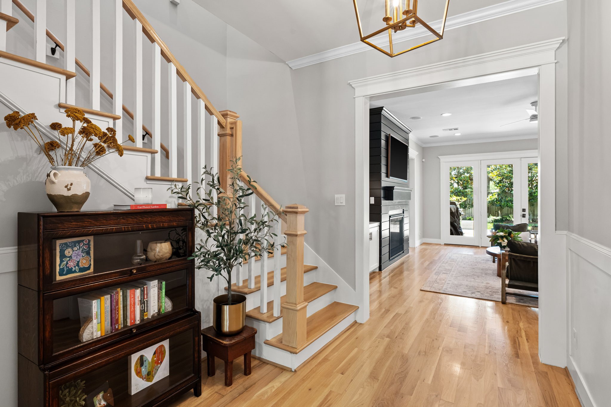 1013 Martin Street Houston, TX 77018 - Photo 9 of 46 View of the staircase looking towards the entrance to the family room. The right leads to your powder room.