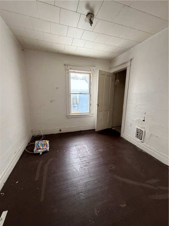 363 Flint Street Rochester, NY 14611 - Photo 3 of 10