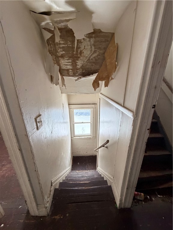 363 Flint Street Rochester, NY 14611 - Photo 7 of 10