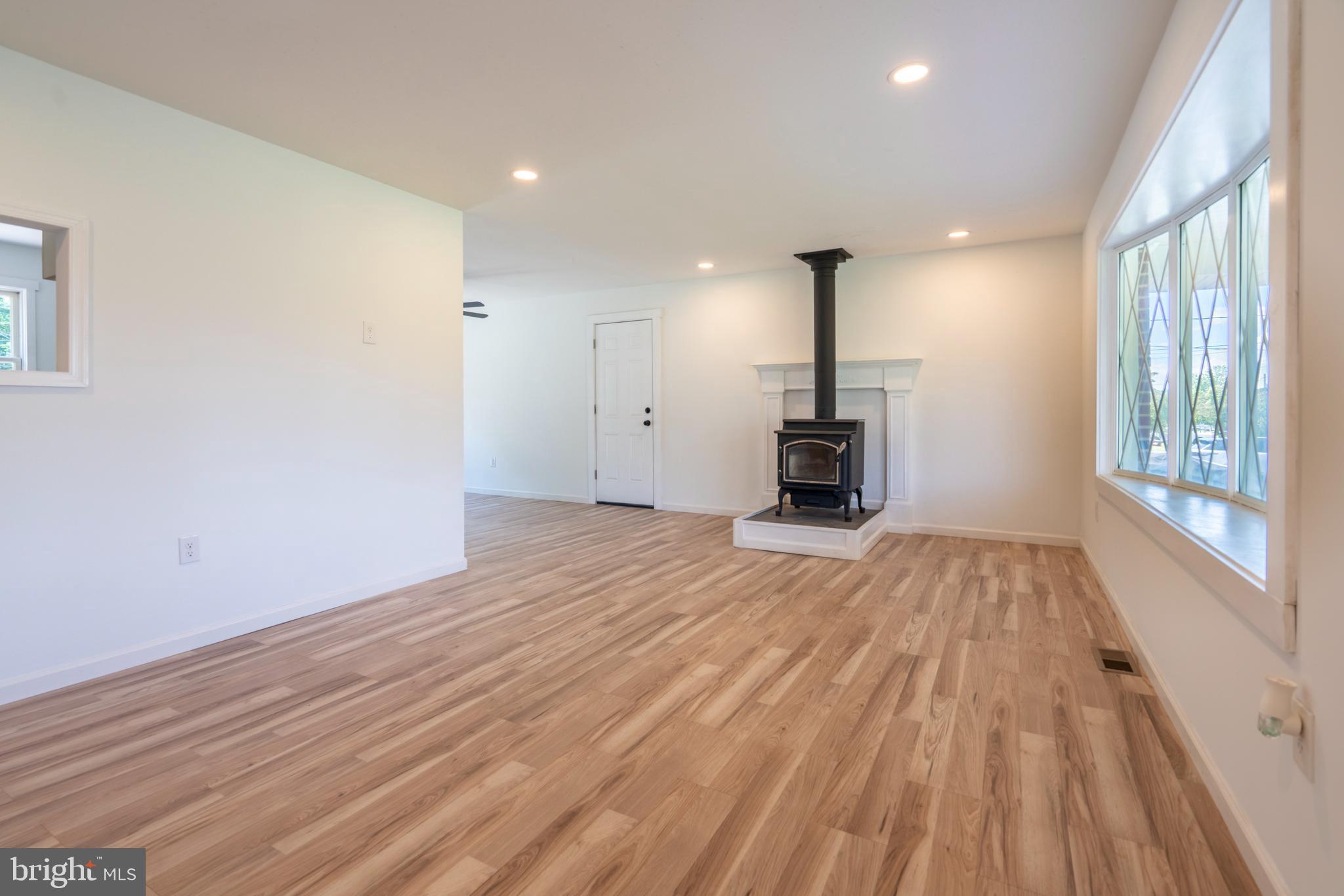 1180 Station Road Palm, PA 18070 - Photo 6 of 41