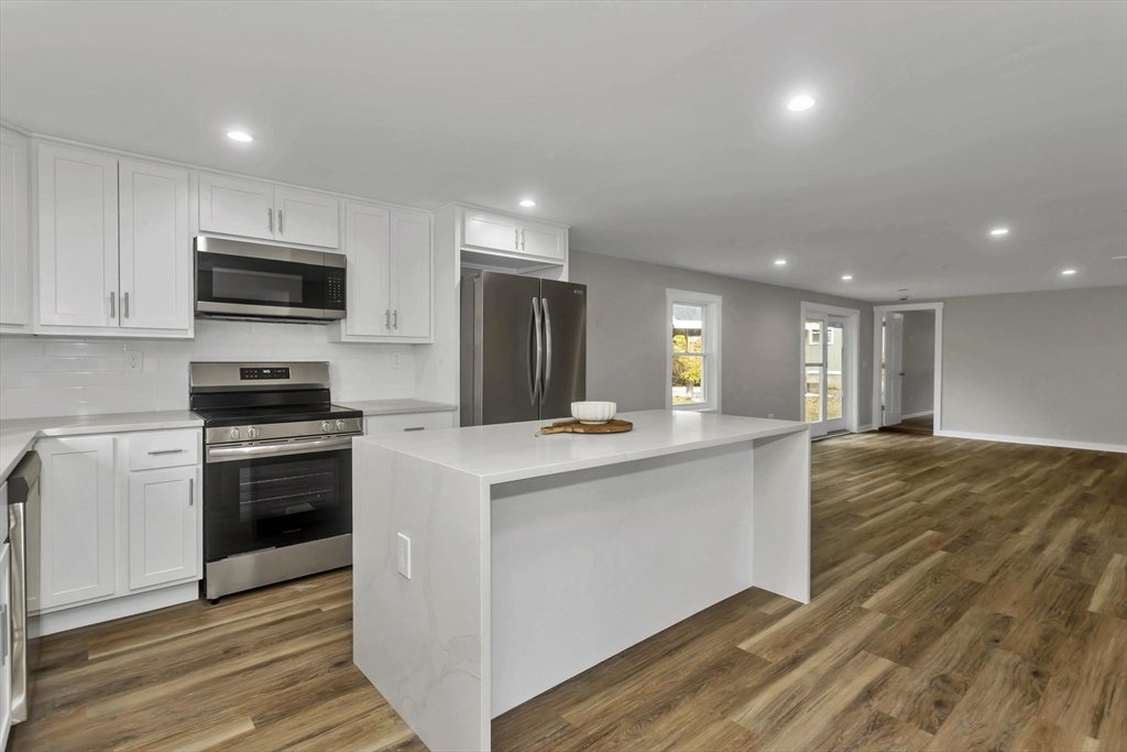3 North Road Westfield, MA 01085 - Photo 12 of 41