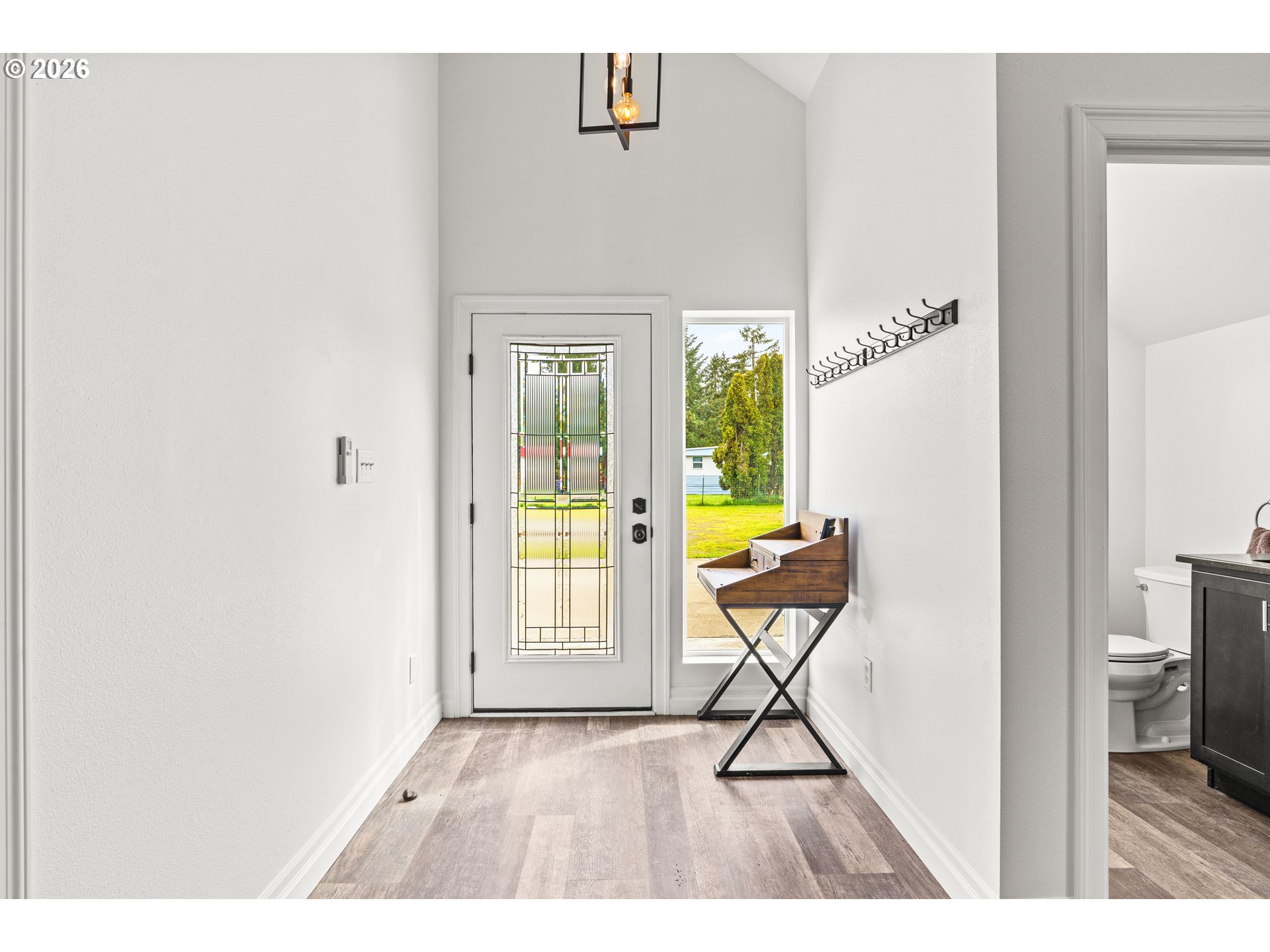 38662 Dexter Road Dexter, OR 97431 - Photo 4 of 48